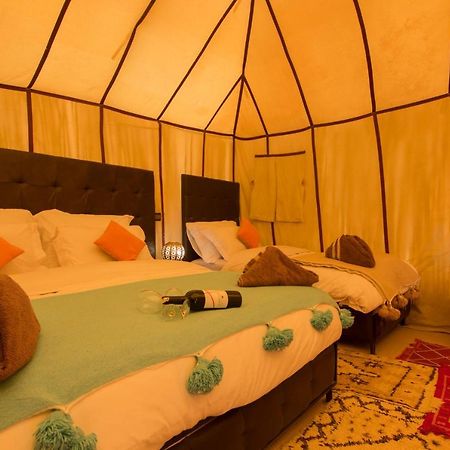 Sunset luxury camp Hotel Adrouine Bagian luar foto